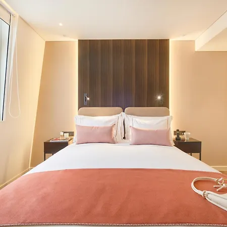 Moon & Sun Hotel