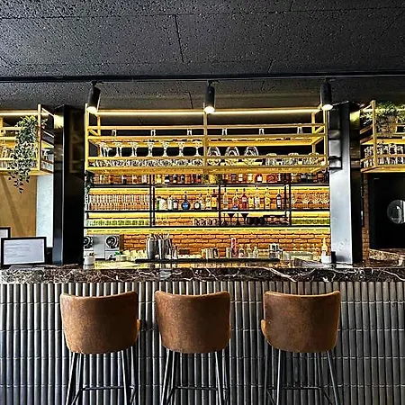 Ξενοδοχείο Moon & Sun 4*