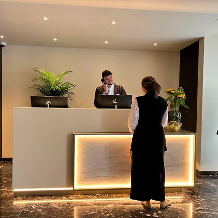 Ξενοδοχείο Moon & Sun