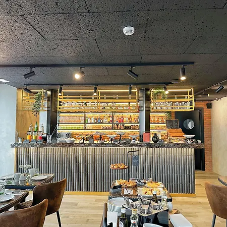 Moon & Sun Ξενοδοχείο 4*