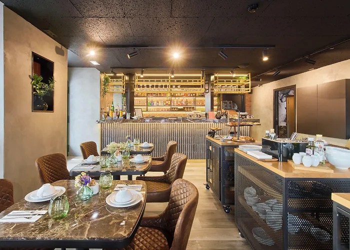 Moon & Sun ホテル 4*